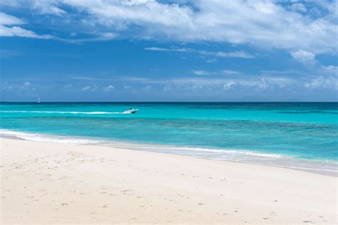 nude beaches antigua|Only Nude Beach in Antigua!